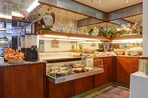 Centro Hotel Arde Koln, Trademark Collection by Wyndham