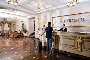 Metropol Hotel