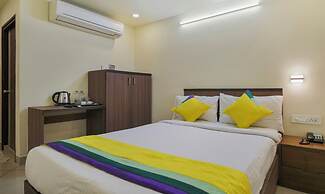 Itsy Hotels N Square