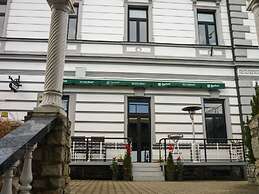 Hotel Cade
