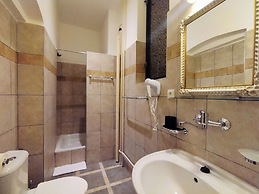 Hotel Cade