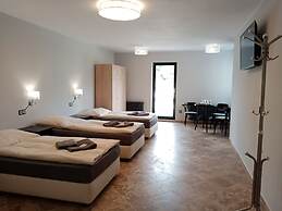 Hotel Cade