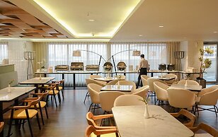 Louis Kienne Hotel Pemuda