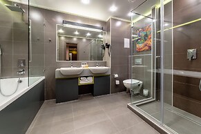 Art Moscow Voykovskaya