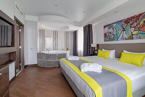 Art Moscow Voykovskaya