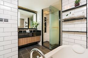 T Pattaya Hotel by PCL