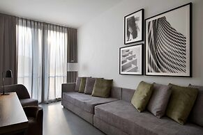 J Hotel