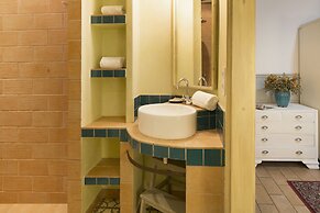 Palace Gracia Nextdoor