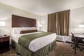 Cobblestone Hotel & Suites - Victor