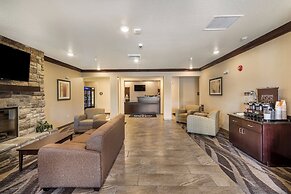 Cobblestone Hotel & Suites - Victor