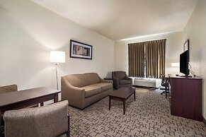 Cobblestone Hotel & Suites - Victor