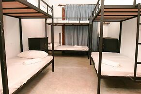 Unique View Hotel - Hostel