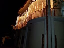 Unique View Hotel - Hostel