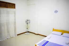 Unique View Hotel - Hostel