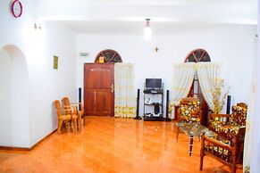 Unique View Hotel - Hostel