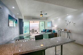 24th Floor Beachfront 1 Bedroom