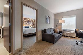 Cambria Hotel West Orange