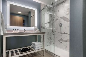 Cambria Hotel West Orange