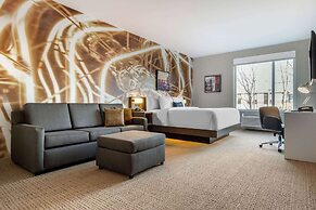 Cambria Hotel West Orange