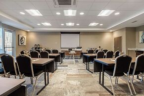 Cambria Hotel West Orange