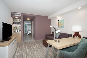 Hilton Garden Inn Omaha Aksarben Village