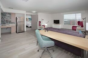 Hilton Garden Inn Omaha Aksarben Village