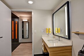 Tru By Hilton Syracuse North Airport Area