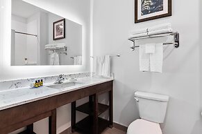 Best Western Plus New Richmond Inn & Suites