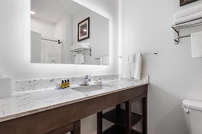 Best Western Plus New Richmond Inn & Suites