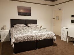 Athol Park Guest House