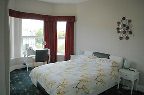 Athol Park Guest House