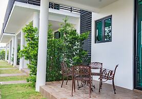 Hermitage Boutique House