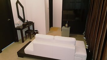 Hermitage Boutique House