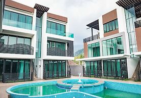 Hermitage Boutique House