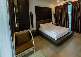 Hermitage Boutique House