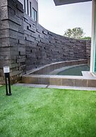 Hermitage Boutique House