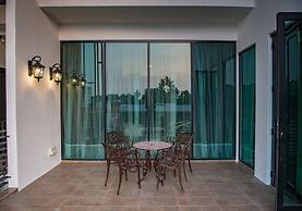 Hermitage Boutique House