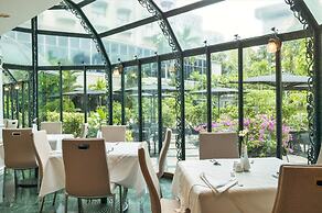 Sari Pacific Jakarta, Autograph Collection