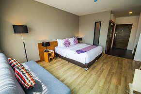 Comet Hotel Suratthani