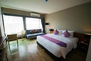 Comet Hotel Suratthani