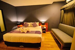 Comet Hotel Suratthani