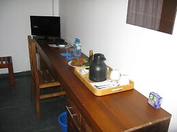 Anuhas Airport Villas