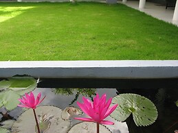 Anuhas Airport Villas