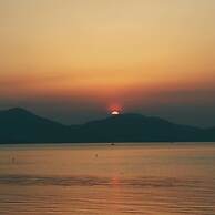 Sea and Sunset Pension