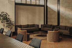 Nest&Rise Osaka Namba Hotel