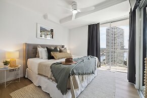 Holiday Holiday Chevron Renaissance