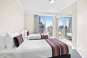 Holiday Holiday Chevron Renaissance