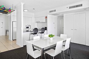 Holiday Holiday Chevron Renaissance