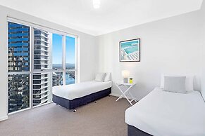 Holiday Holiday Chevron Renaissance