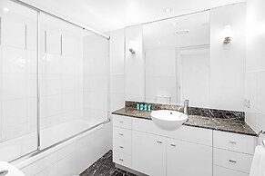 Holiday Holiday Chevron Renaissance